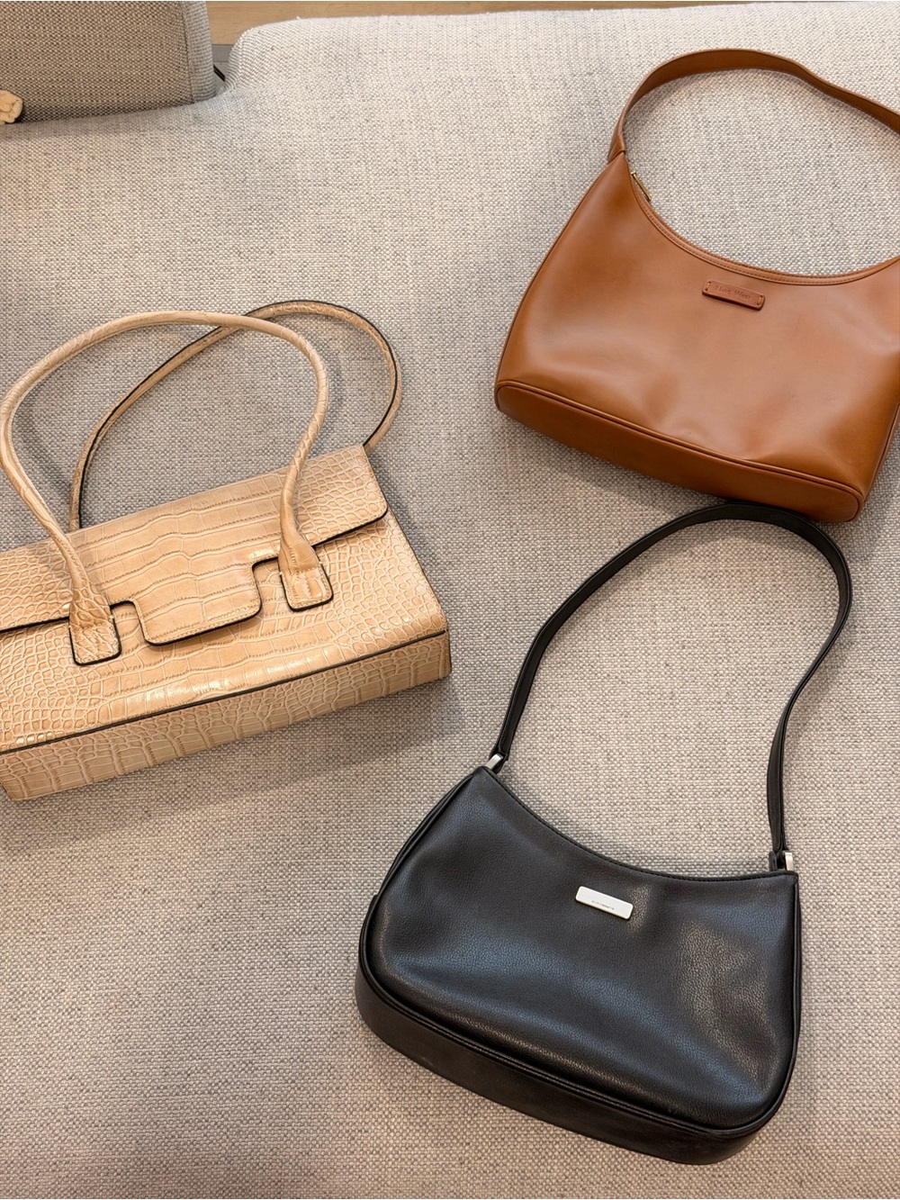 Women’s Black Shoulder Bag - Classic Minimalist Style